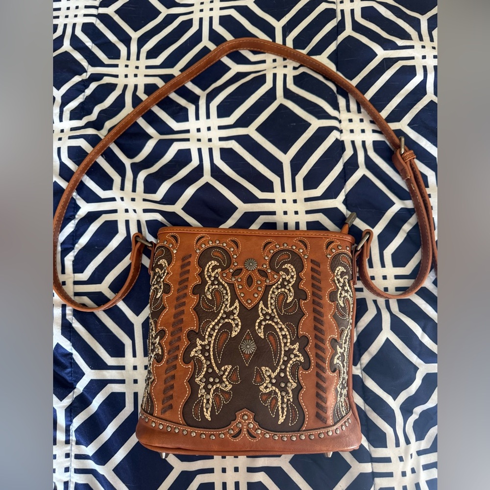 Montana West Purse and matching Wallet - Picture 1 of 5